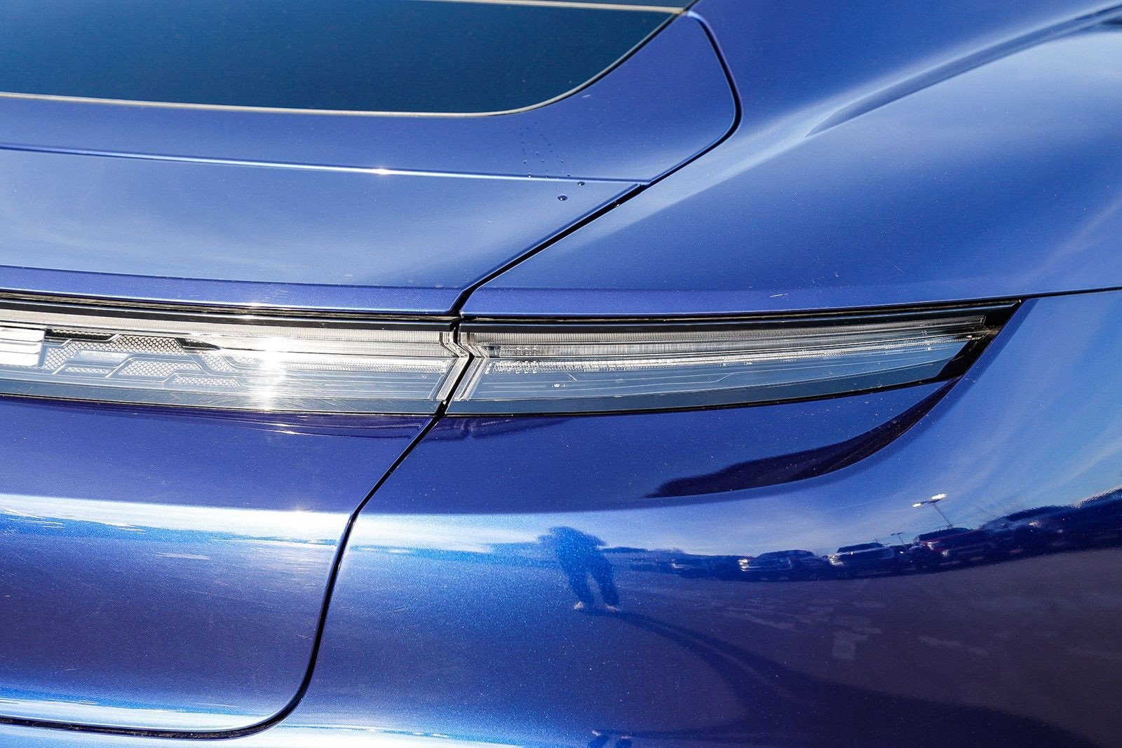 Used 2021 Porsche Taycan Base image 8