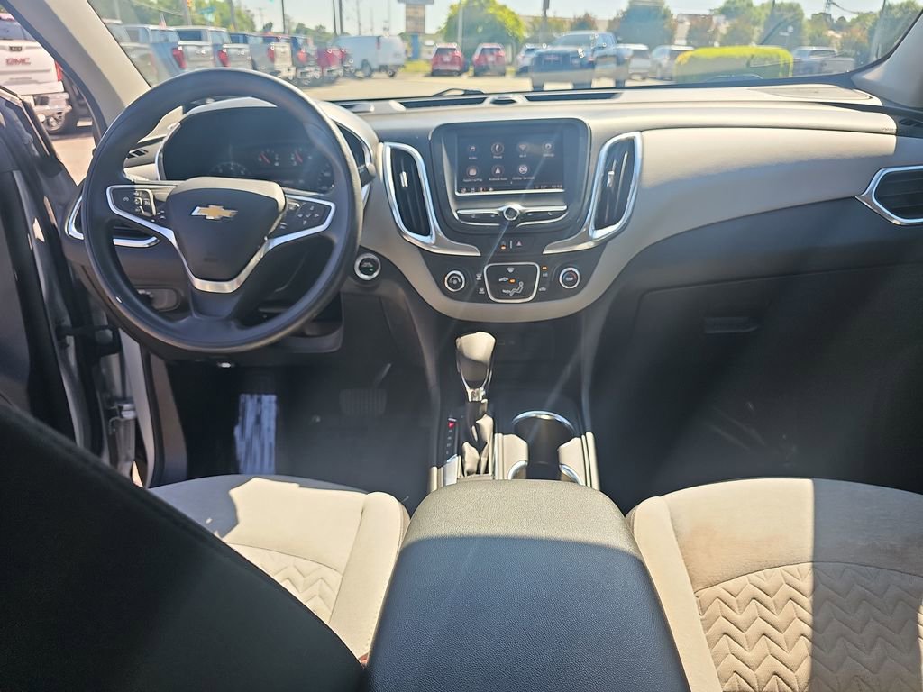 Certified 2022 Chevrolet Equinox LS AWD/4WD image 14