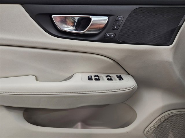 New 2026 Volvo V60 B5 Cross Country Plus w/ Protection Package Premier image 24