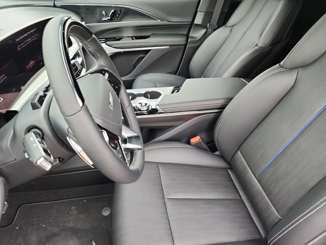 New 2026 Cadillac Lyriq V w/ Exterior Carbon Fiber Package AWD/4WD image 10