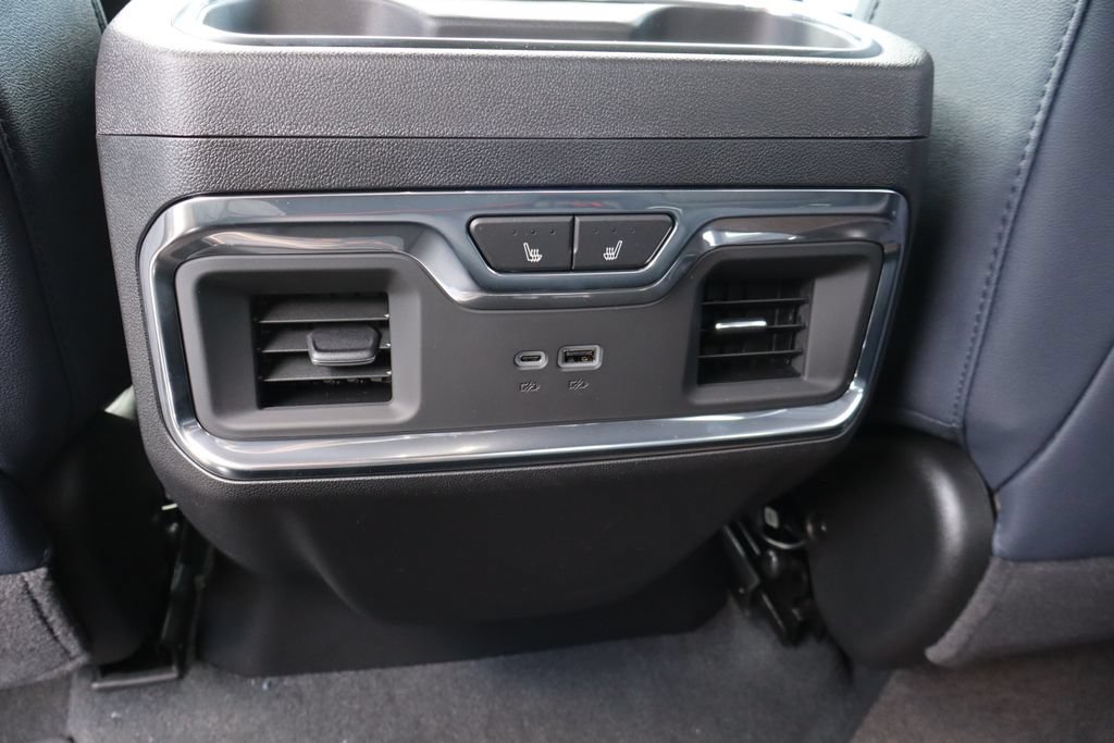 New 2026 Chevrolet Silverado 1500 High Country w/ Technology Package AWD/4WD image 20