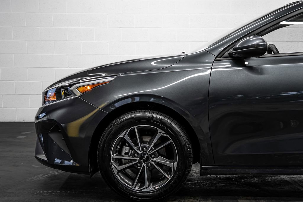 Used 2024 Kia Forte LXS image 12
