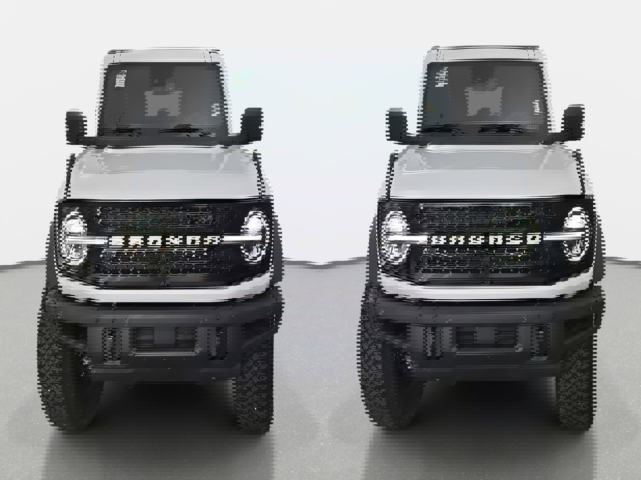 Used 2023 Ford Bronco Wildtrak image 2