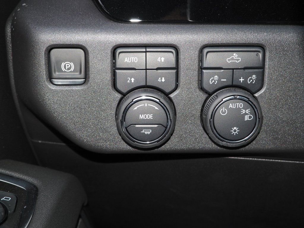 New 2025 Chevrolet Silverado 1500 LT w/ Z71 Off-Road Package image 13