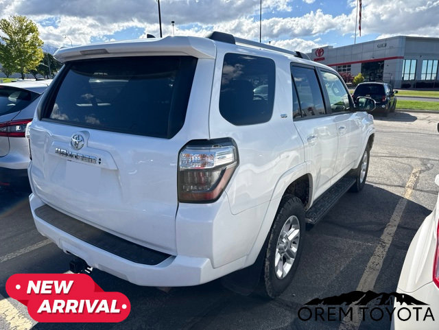 Used 2024 Toyota 4Runner SR5 AWD/4WD image 17