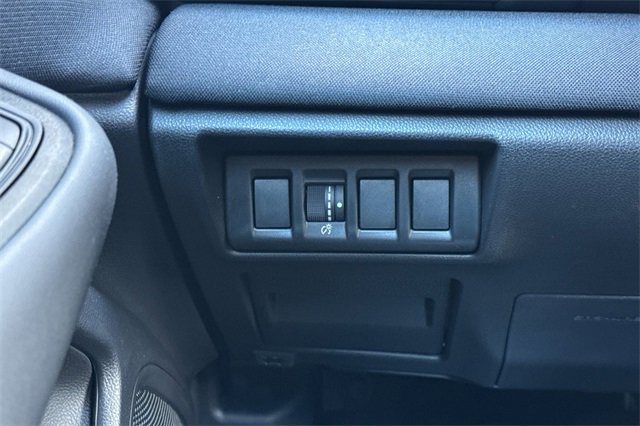 Used 2025 Subaru Outback Premium w/ Popular Package #1A image 30