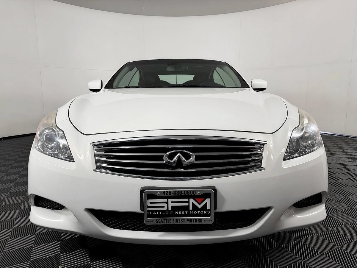 Used 2009 INFINITI G37 Convertible RWD image 4