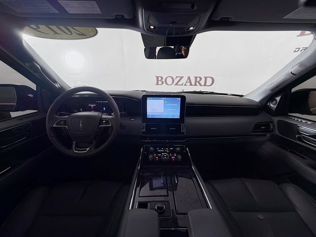 Used 2019 Lincoln Navigator Select RWD image 30