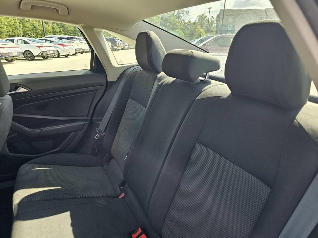 Used 2019 Volkswagen Jetta FWD image 34