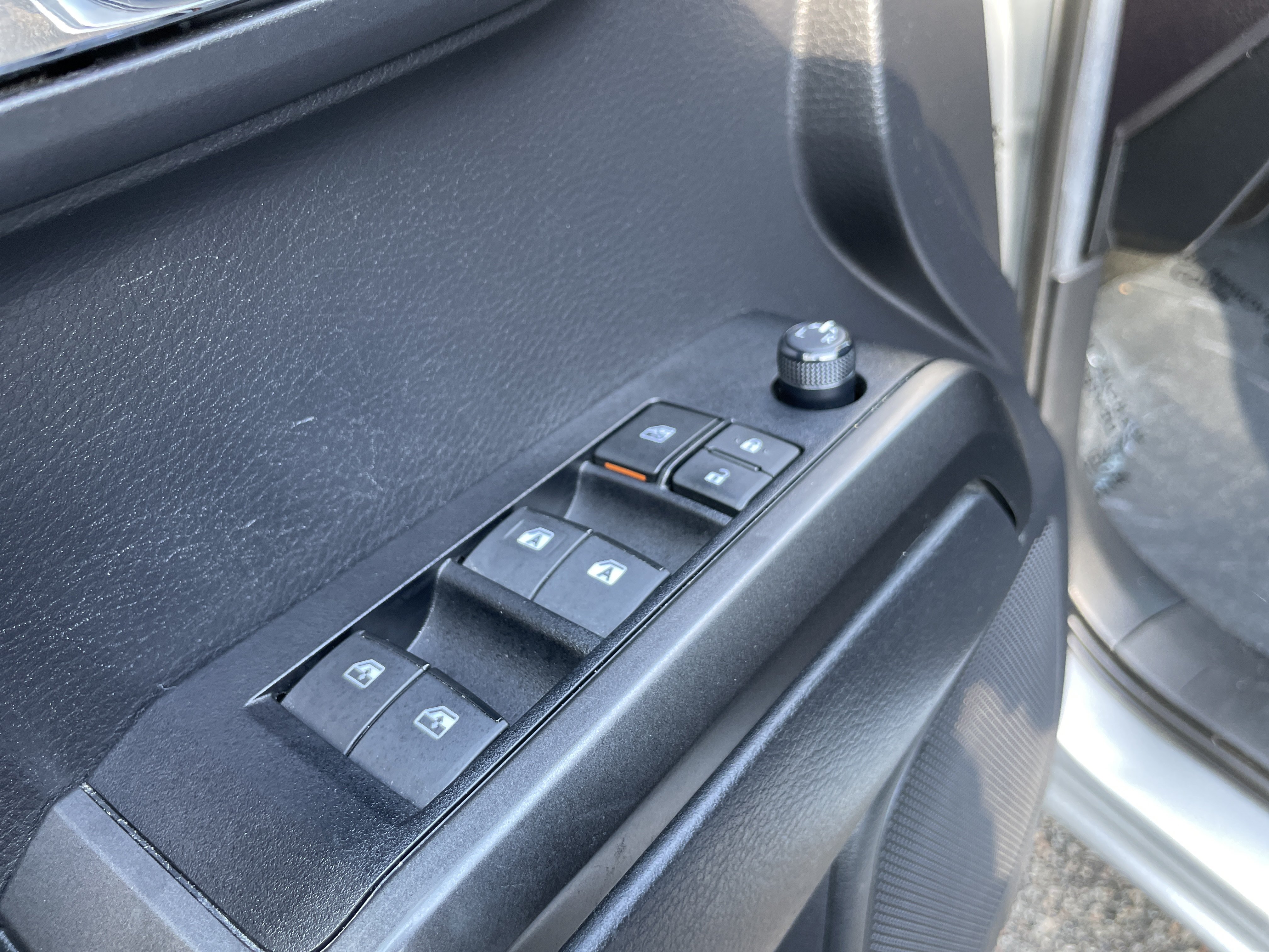 Used 2022 Toyota Tacoma TRD Sport w/ Technology Package AWD/4WD image 14