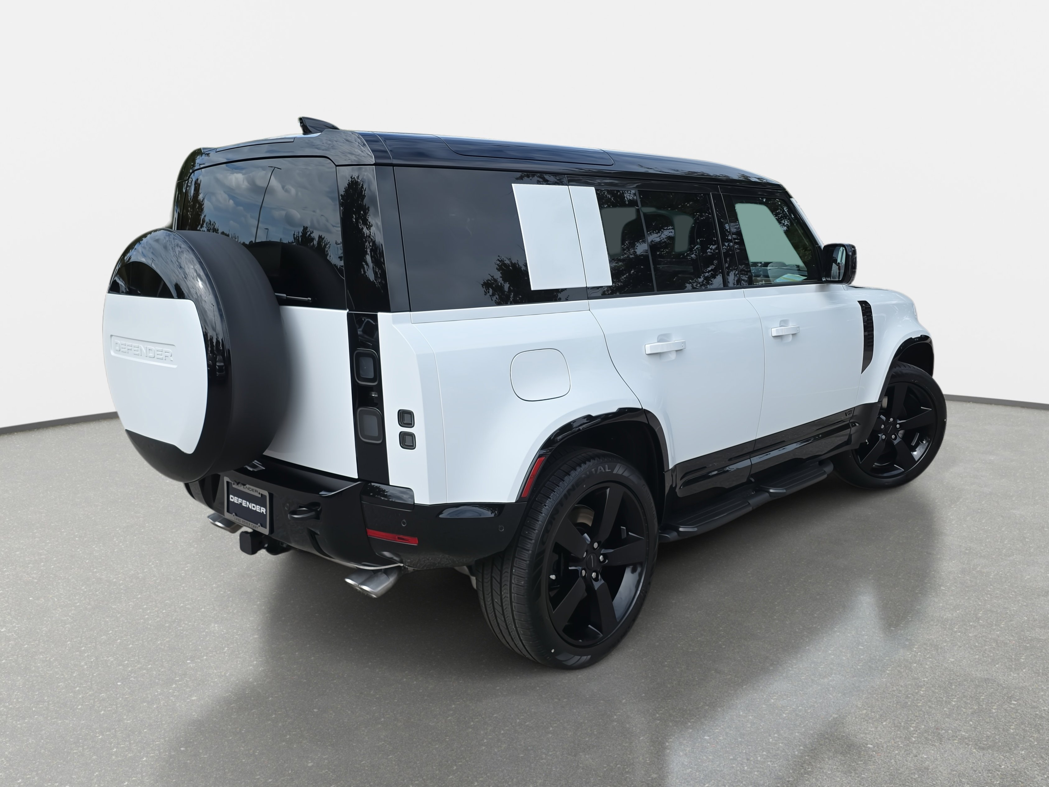 New 2026 Land Rover Defender 110 V8 image 5