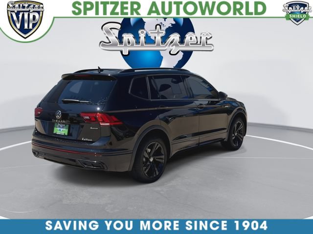 Used 2024 Volkswagen Tiguan SE R-Line AWD/4WD image 9