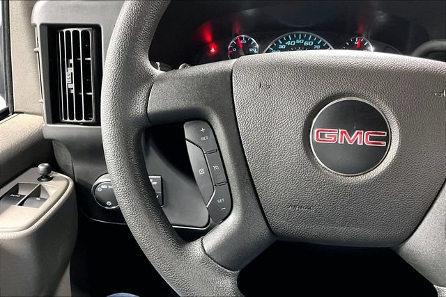 Used 2025 GMC Savana 3500 LT w/ LT Preferred Equipment Group RWD image 10