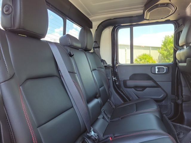 Used 2023 Jeep Gladiator Rubicon w/ LED Lighting Group AWD/4WD image 34