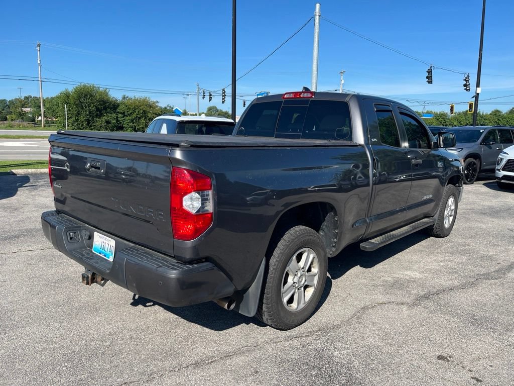 Used 2020 Toyota Tundra SR5 w/ SR5 Convenience Package AWD/4WD image 3