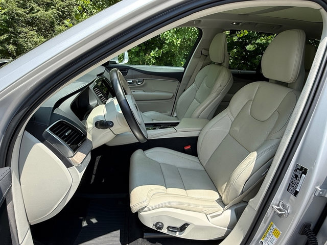 Used 2021 Volvo XC90 T8 Inscription w/ Protection Package Premier AWD/4WD image 11