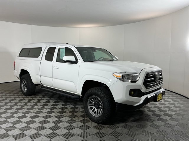 Used 2019 Toyota Tacoma SR w/ SR Convenience Package AWD/4WD image 3