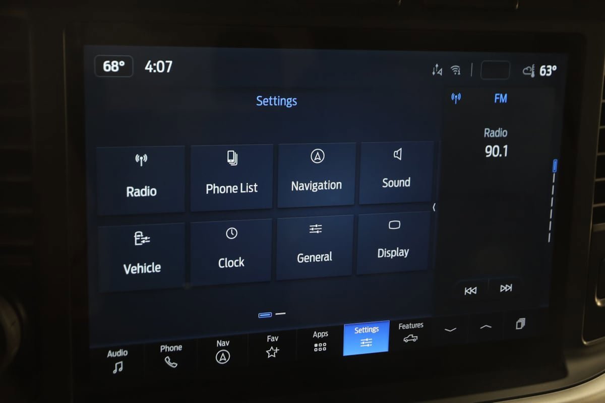 Used 2022 Ford F150 Lightning XLT w/ Tow Technology Package image 29