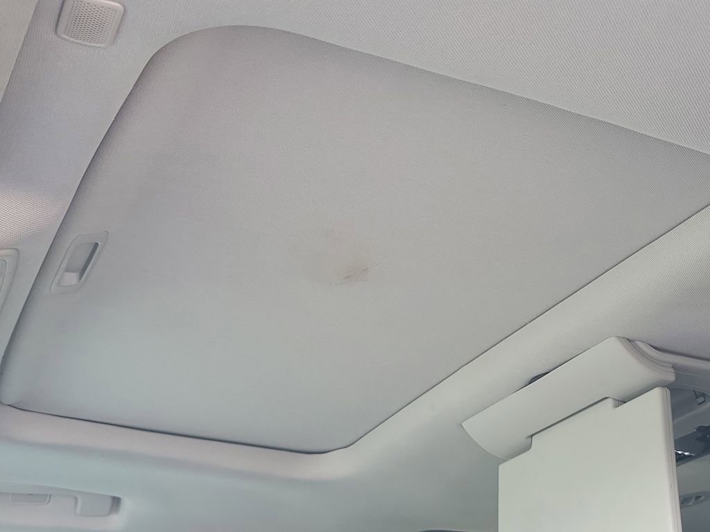 Used 2017 Cadillac Escalade ESV Premium Luxury image 27