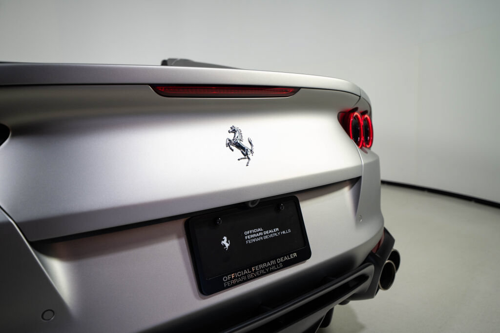 Certified 2022 Ferrari 812 GTS RWD image 30