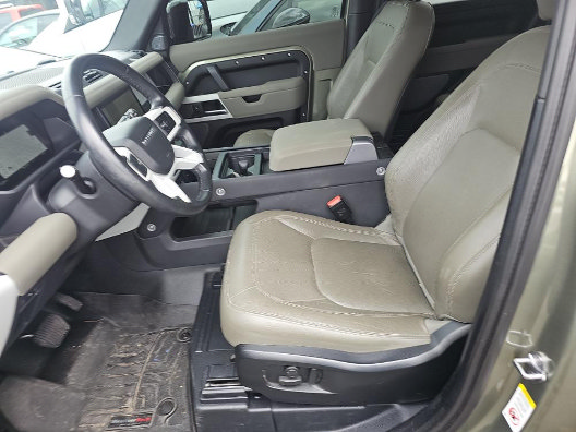 Used 2023 Land Rover Defender 90 S AWD/4WD image 9