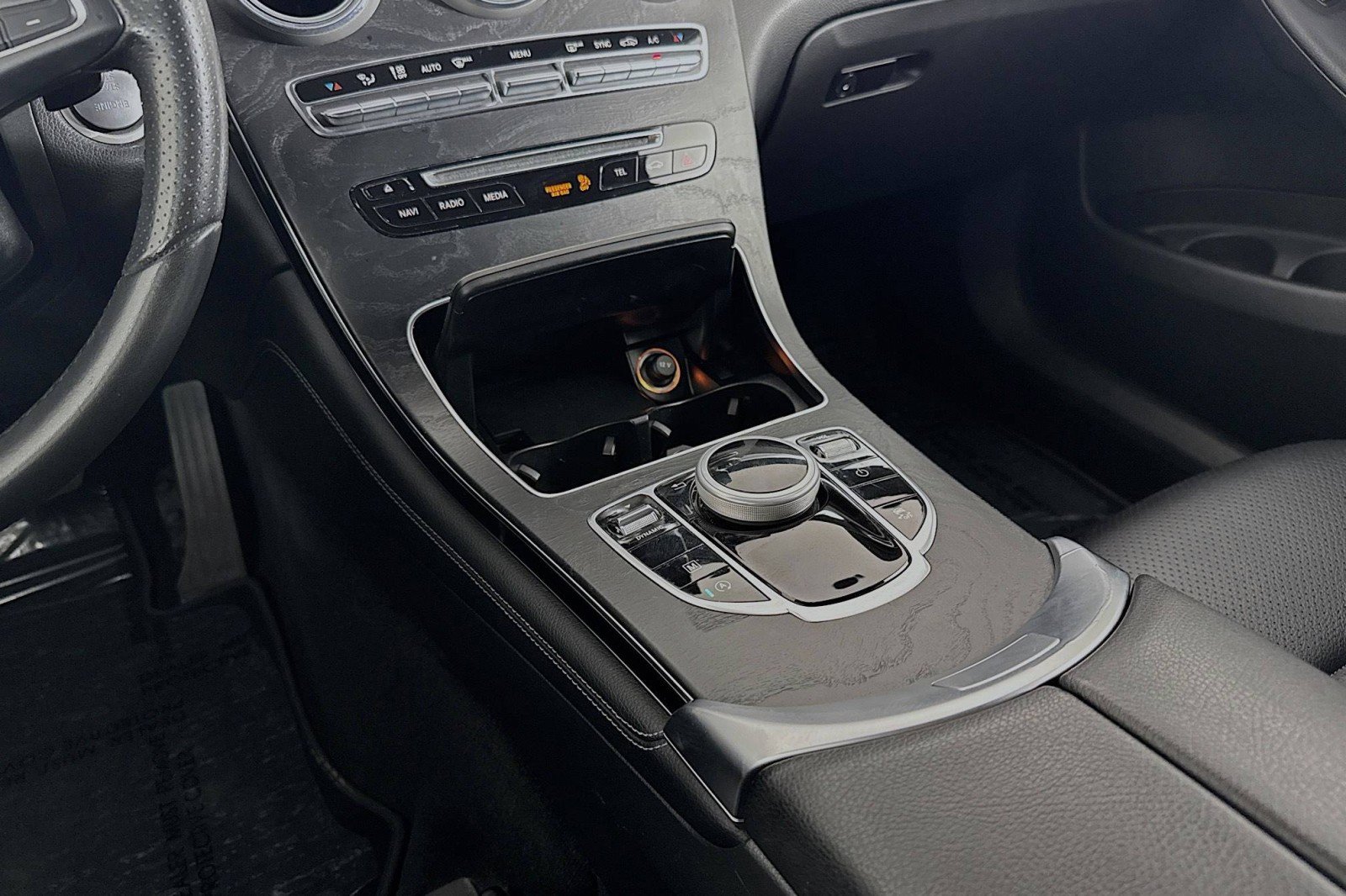 Used 2018 Mercedes-Benz GLC 300 image 5