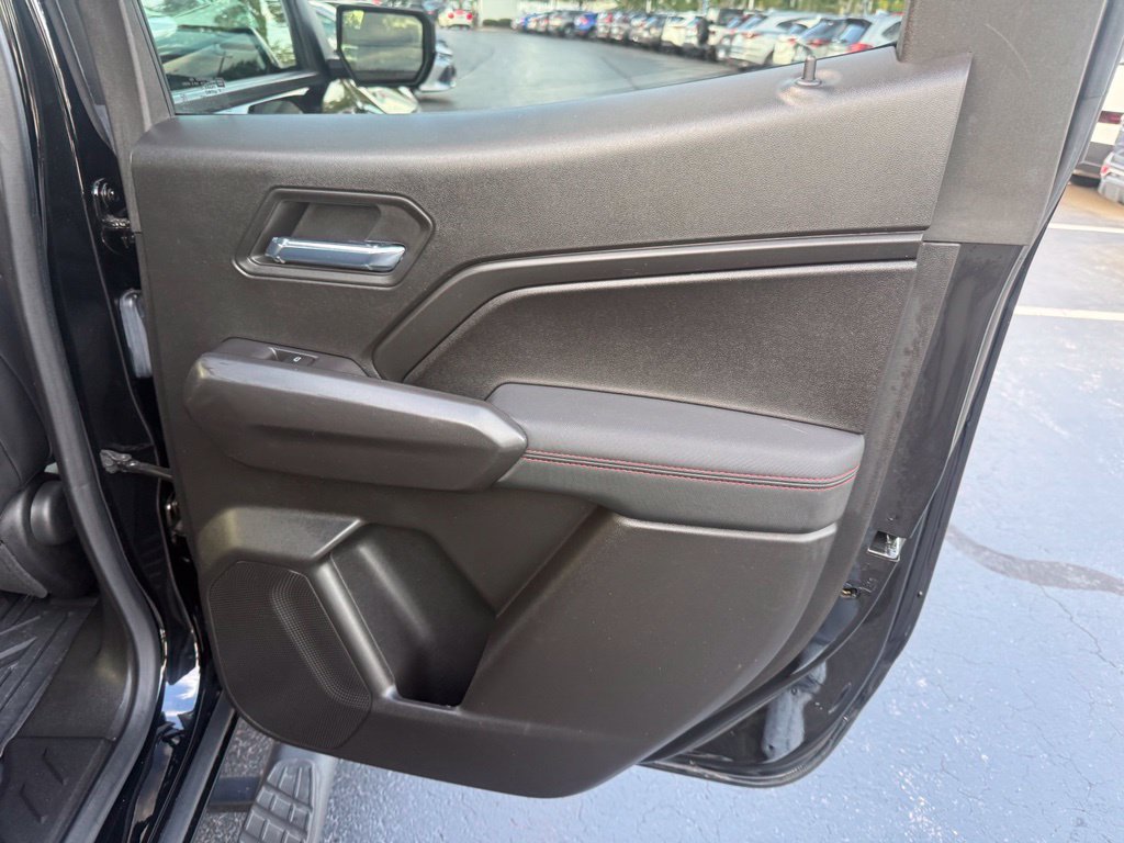 Used 2023 Chevrolet Colorado Z71 w/ Z71 Convenience Package 2 AWD/4WD image 18