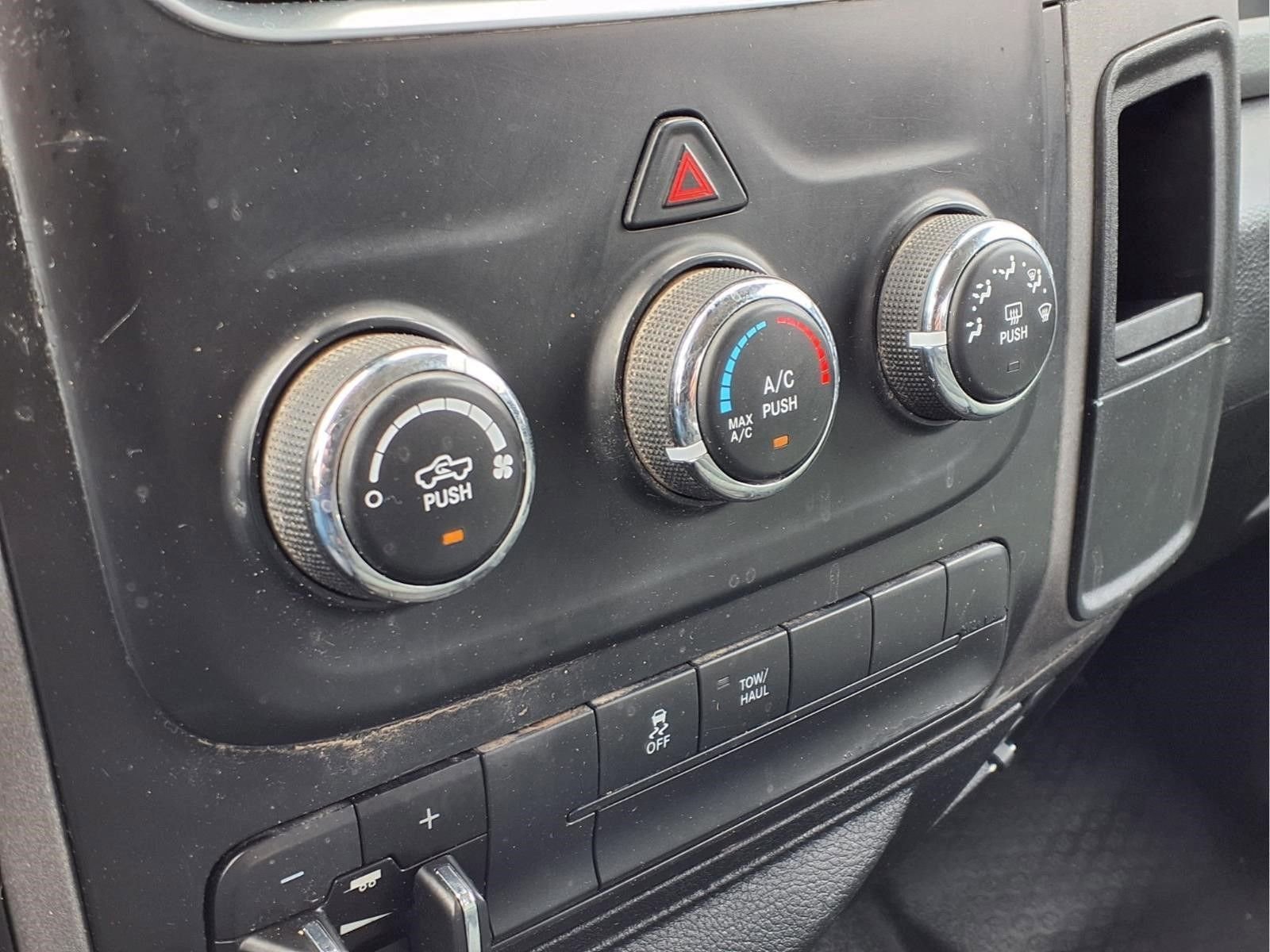 Used 2016 RAM 1500 Tradesman w/ Popular Equipment Group AWD/4WD image 17