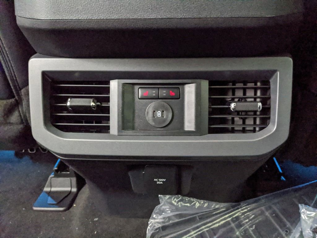 New 2025 Ford F250 Lariat w/ Lariat Ultimate Package image 19