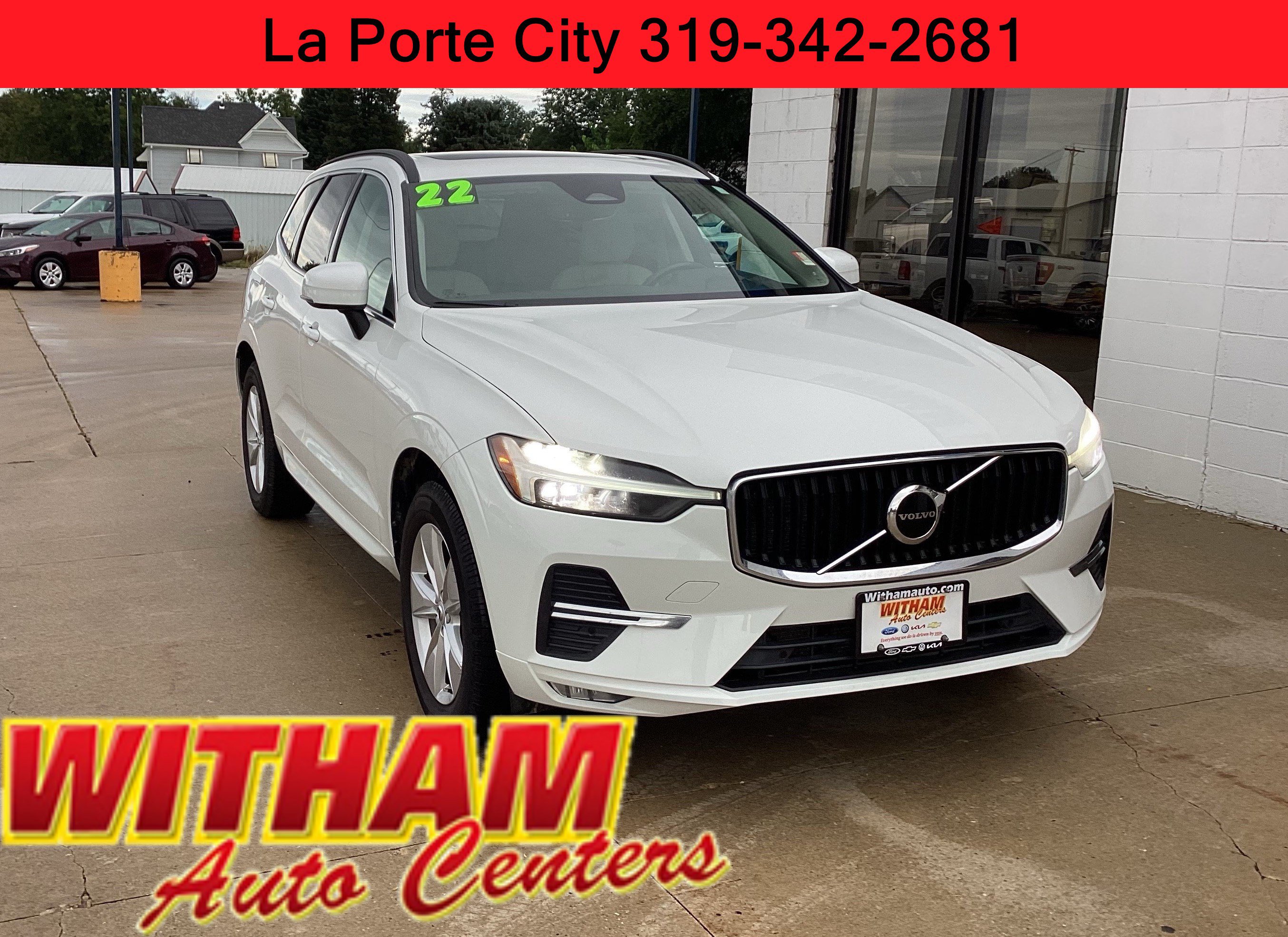 Used 2022 Volvo XC60 B5 Momentum AWD/4WD image 1