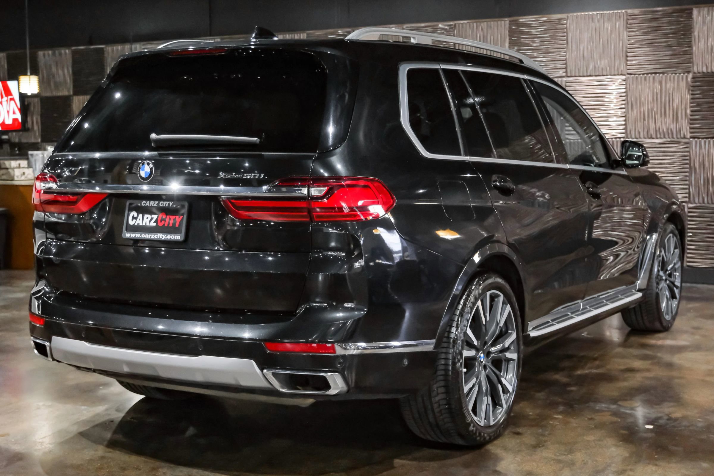 Used 2019 BMW X7 xDrive50i w/ Premium Package image 8