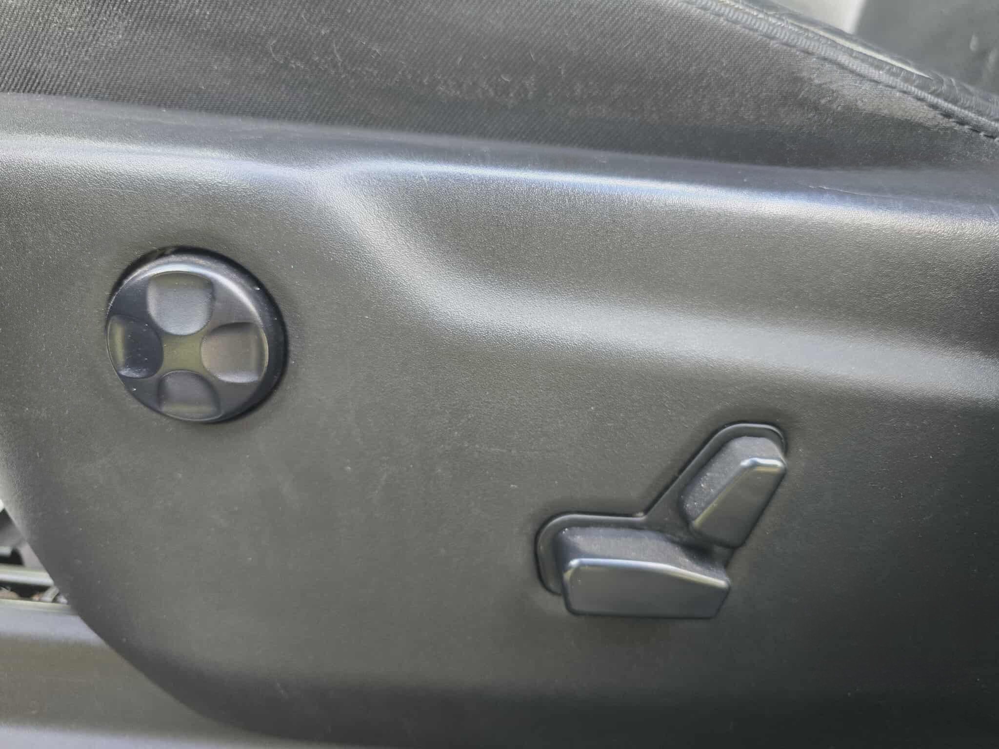 Used 2018 Dodge Durango GT image 12