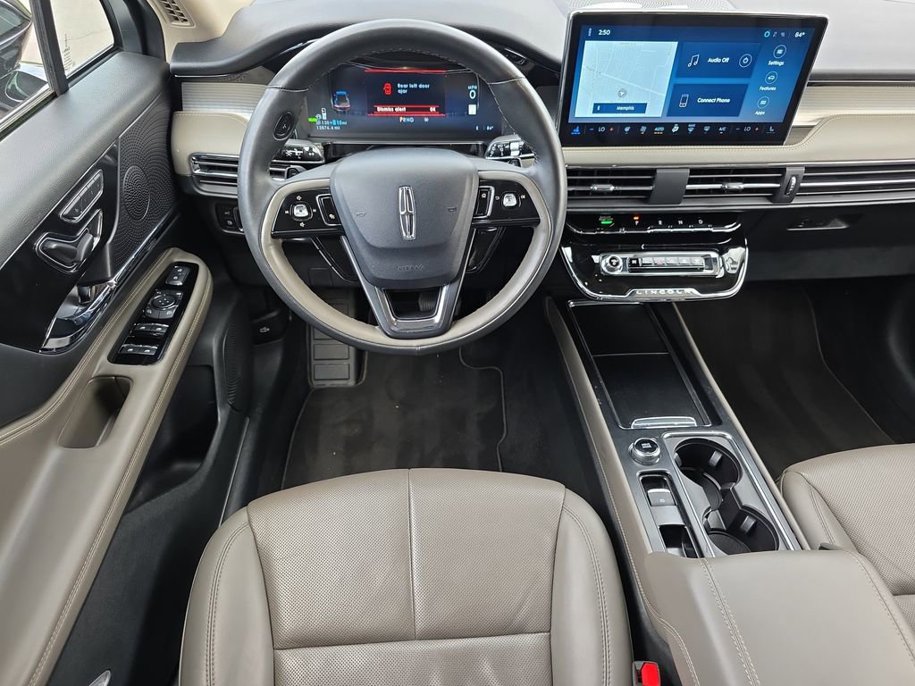 Used 2025 Lincoln Corsair Grand Touring w/ Equipment Group 301A image 13