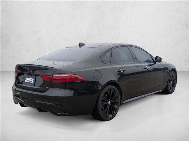 Used 2022 Jaguar XF R-Dynamic SE image 5
