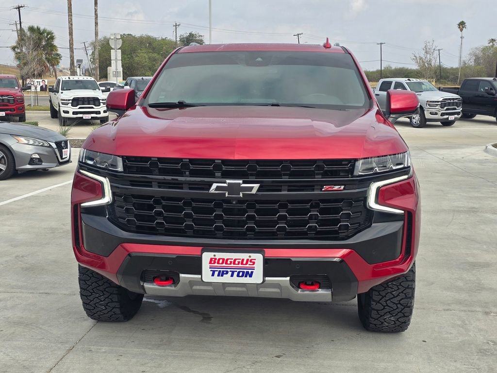 Used 2024 Chevrolet Tahoe Z71 w/ Luxury Package image 2