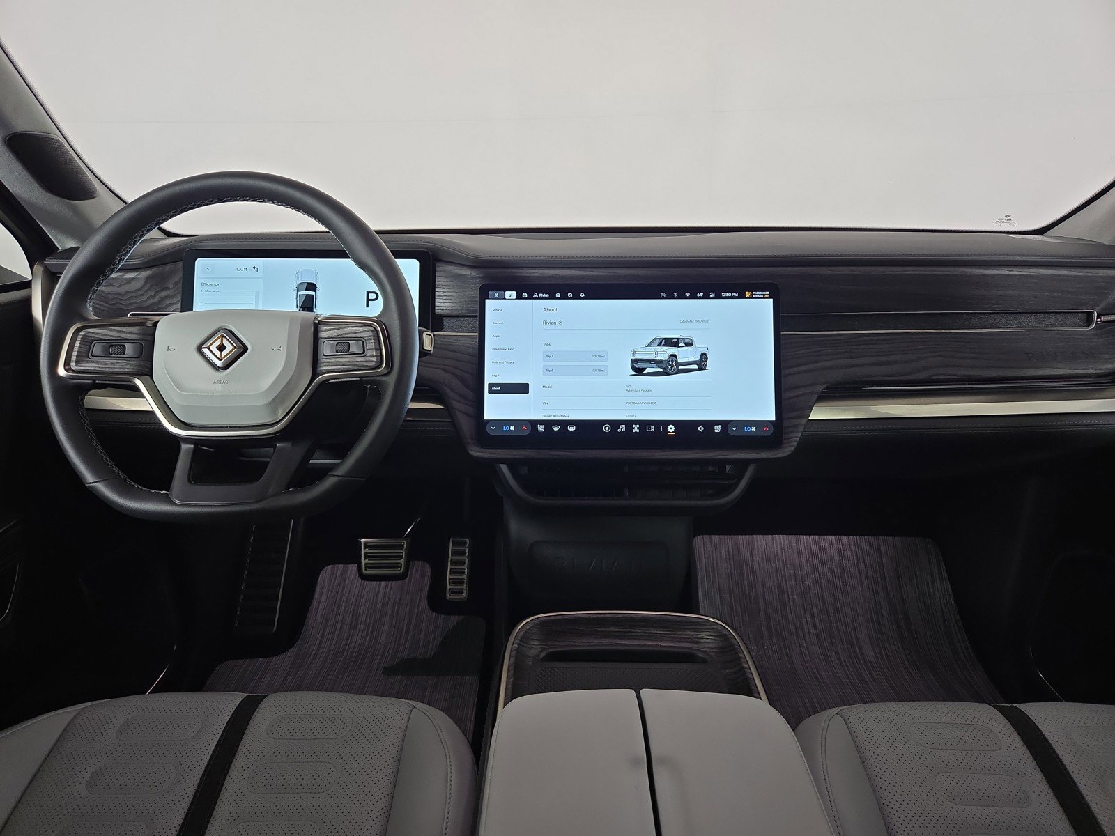 Used 2022 Rivian R1T Adventure image 25