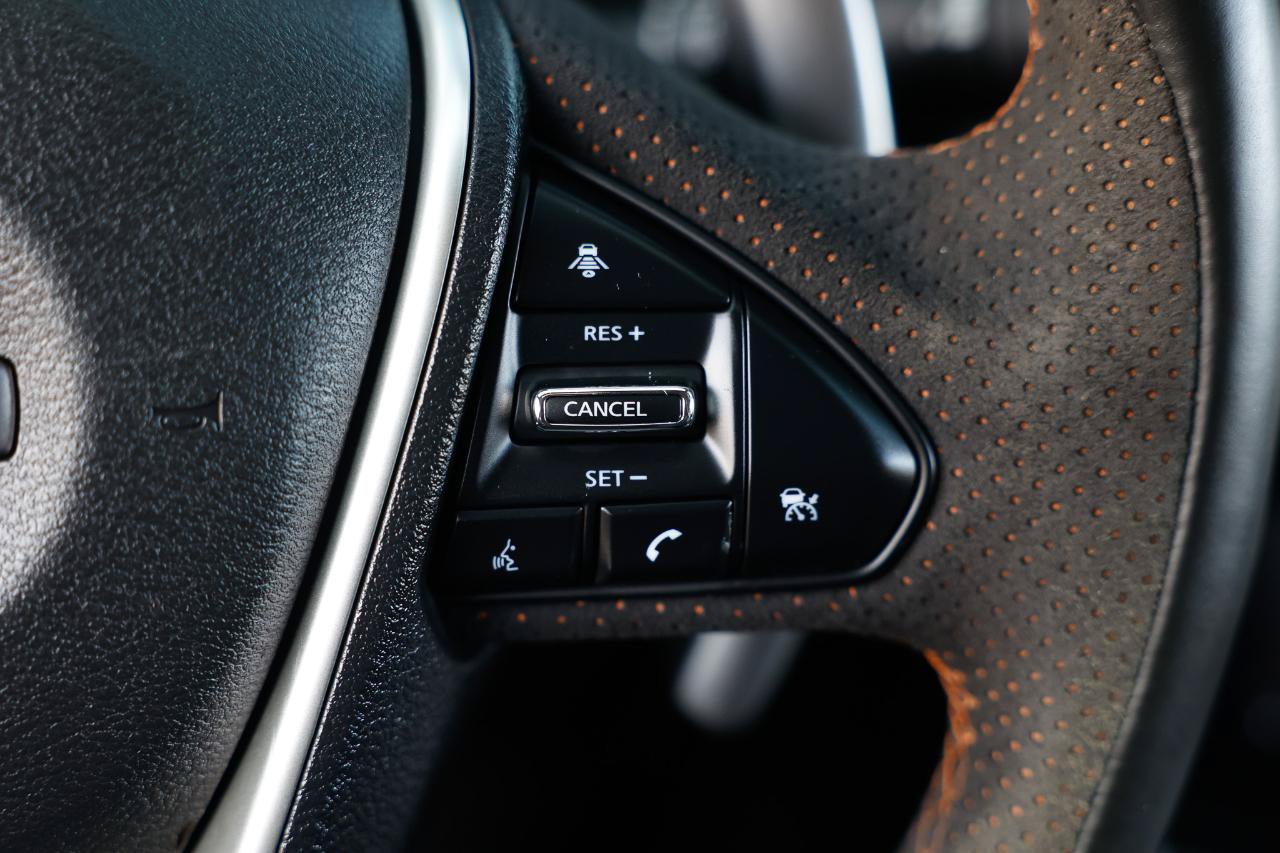 Used 2023 Nissan Maxima SR w/ Sport Mat Group FWD image 29