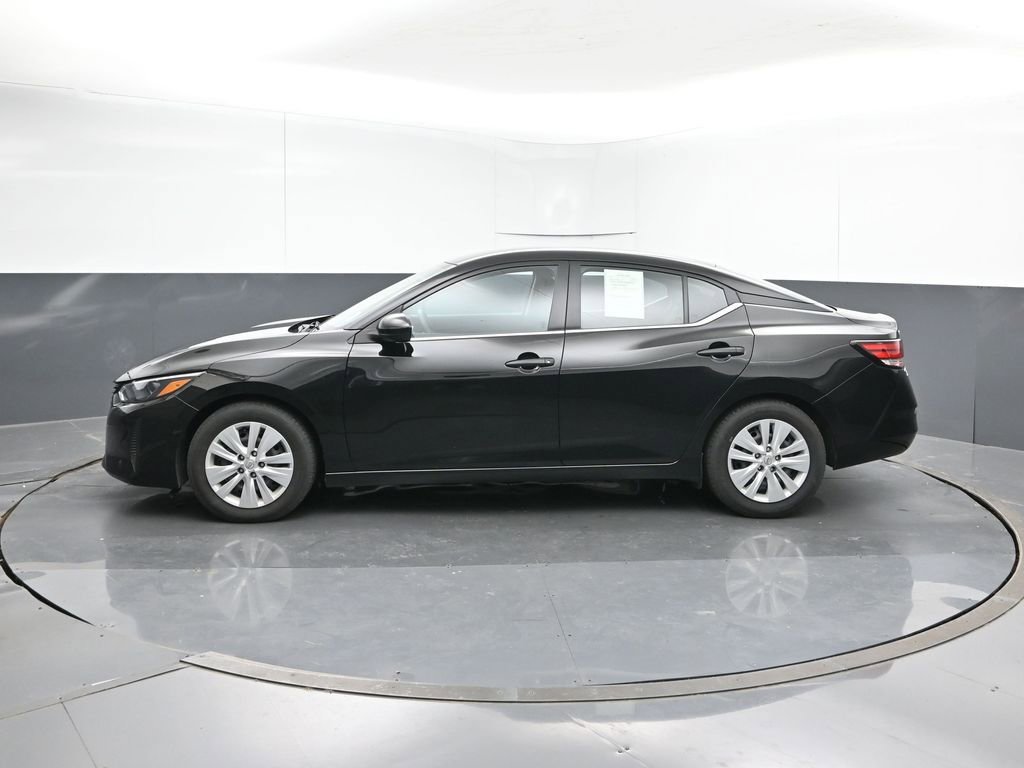 Used 2025 Nissan Sentra S image 2