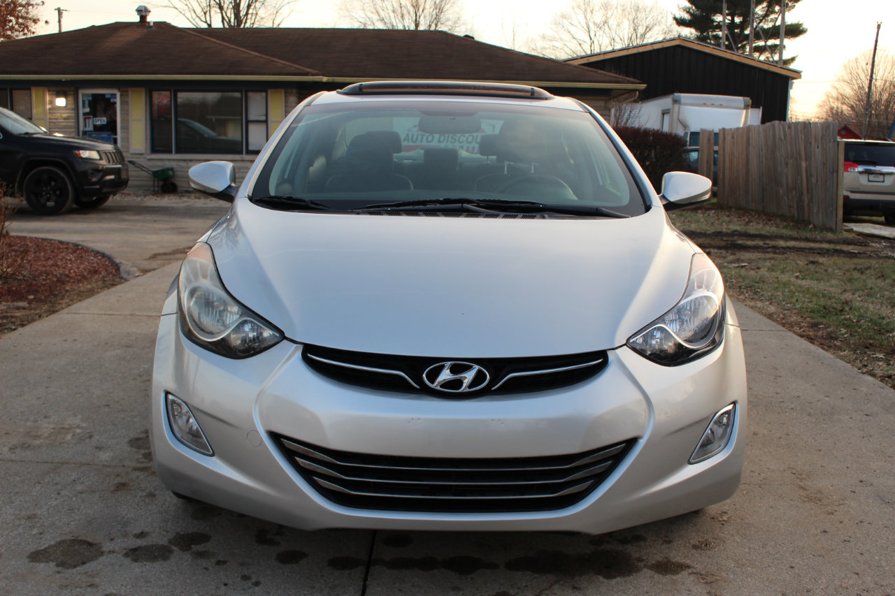 Used 2013 Hyundai Elantra Limited image 3