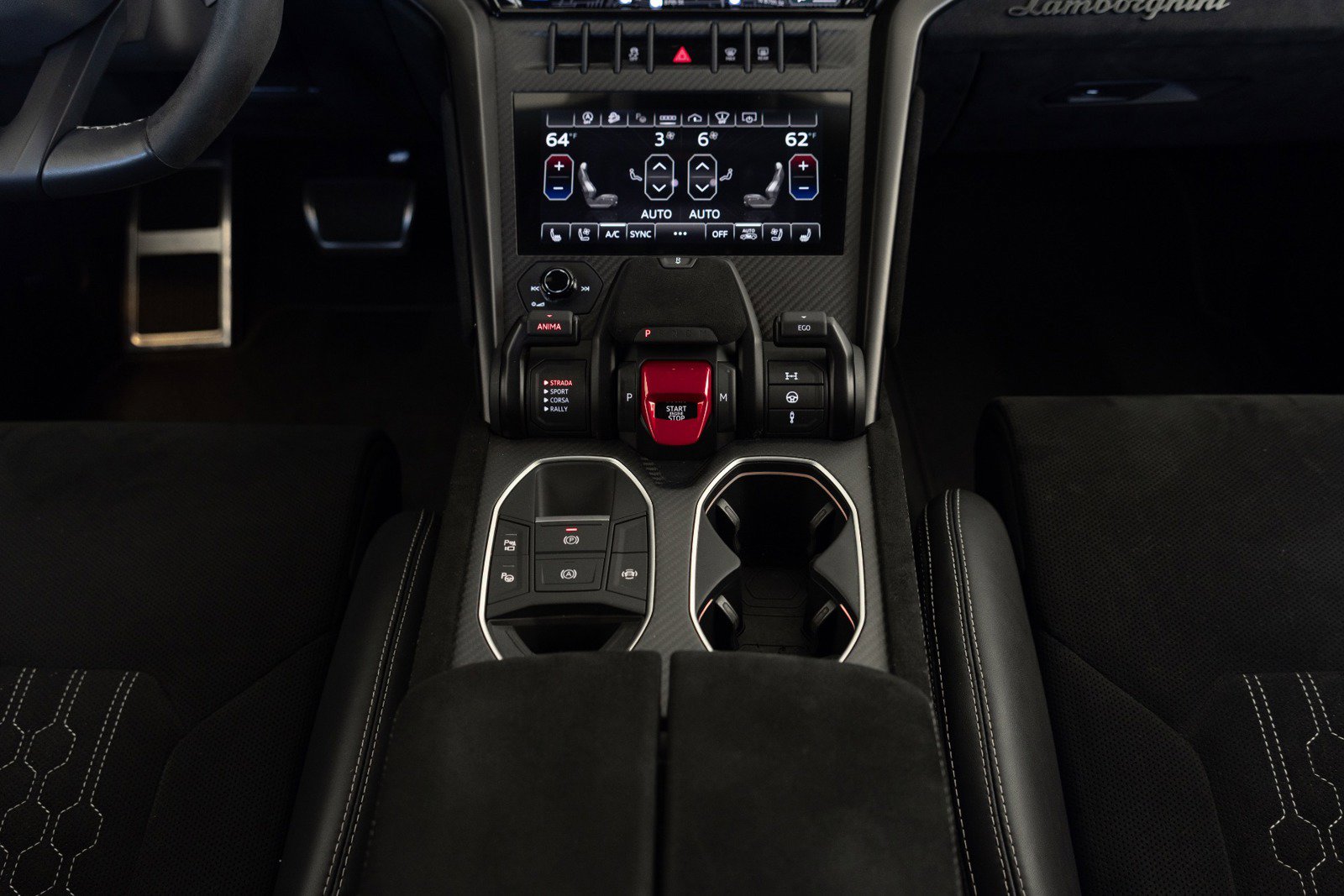 Used 2023 Lamborghini Urus Performante AWD/4WD image 41