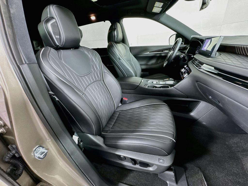 Certified 2026 INFINITI QX60 Autograph w/ Dark Cargo Package AWD/4WD image 40