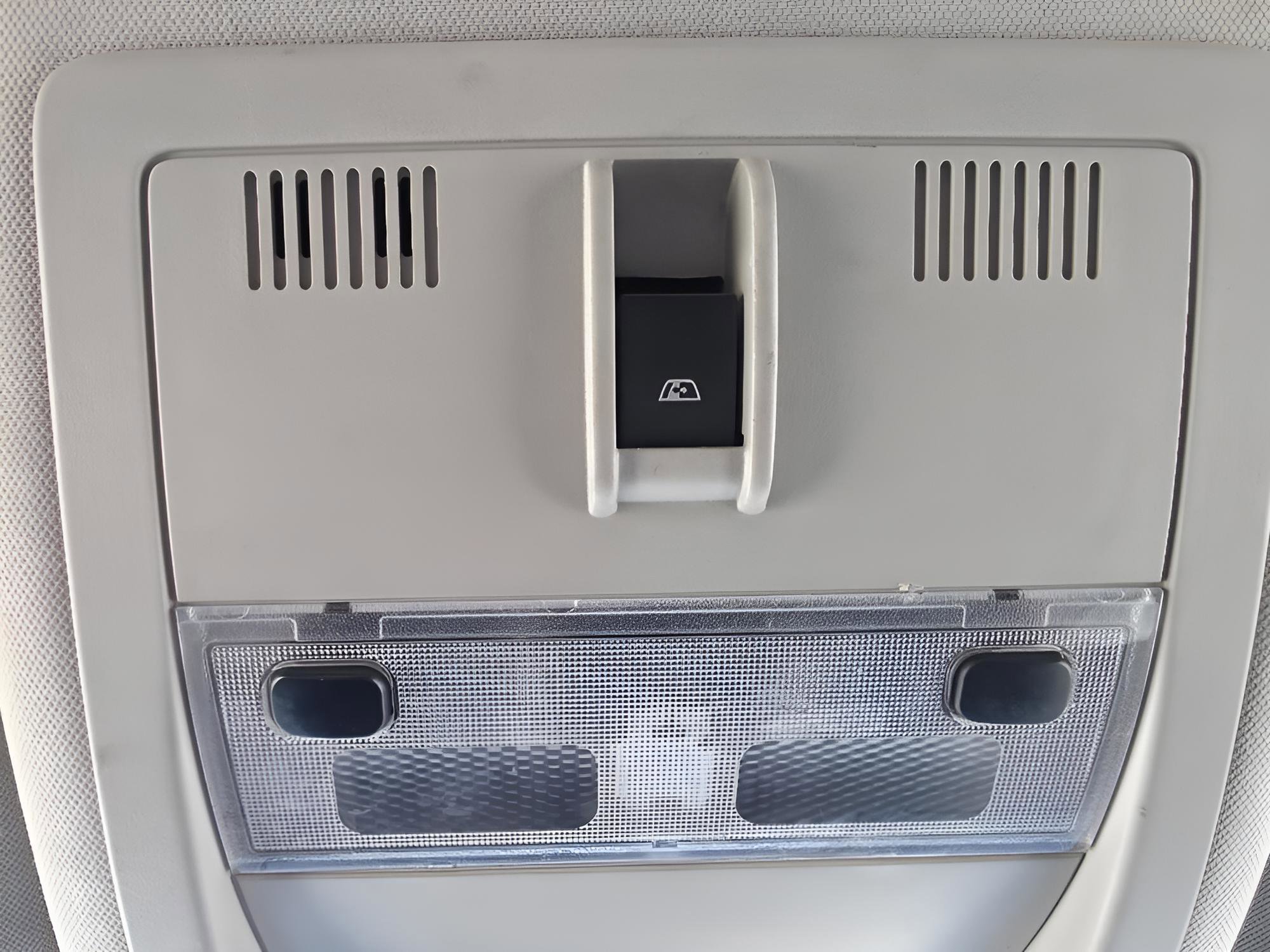 Used 2009 GMC Sierra 1500 SLE w/ Convenience Package image 29