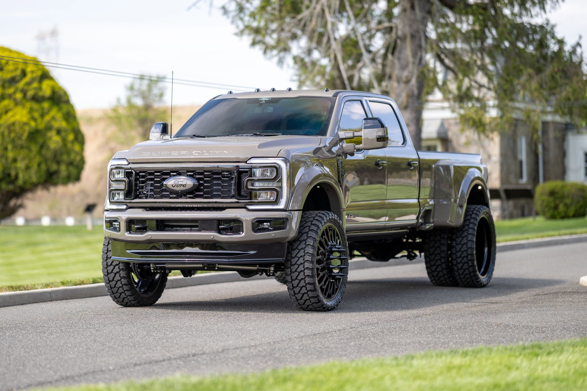 Used 2026 Ford F450 King Ranch w/ Chrome Package AWD/4WD image 11