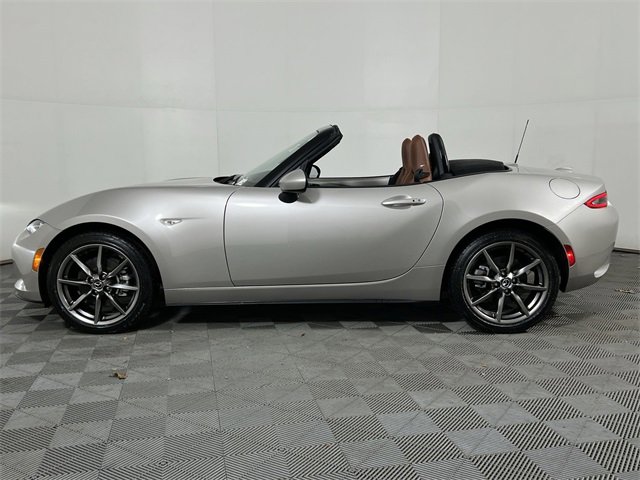 Used 2022 MAZDA MX-5 Miata Grand Touring image 5