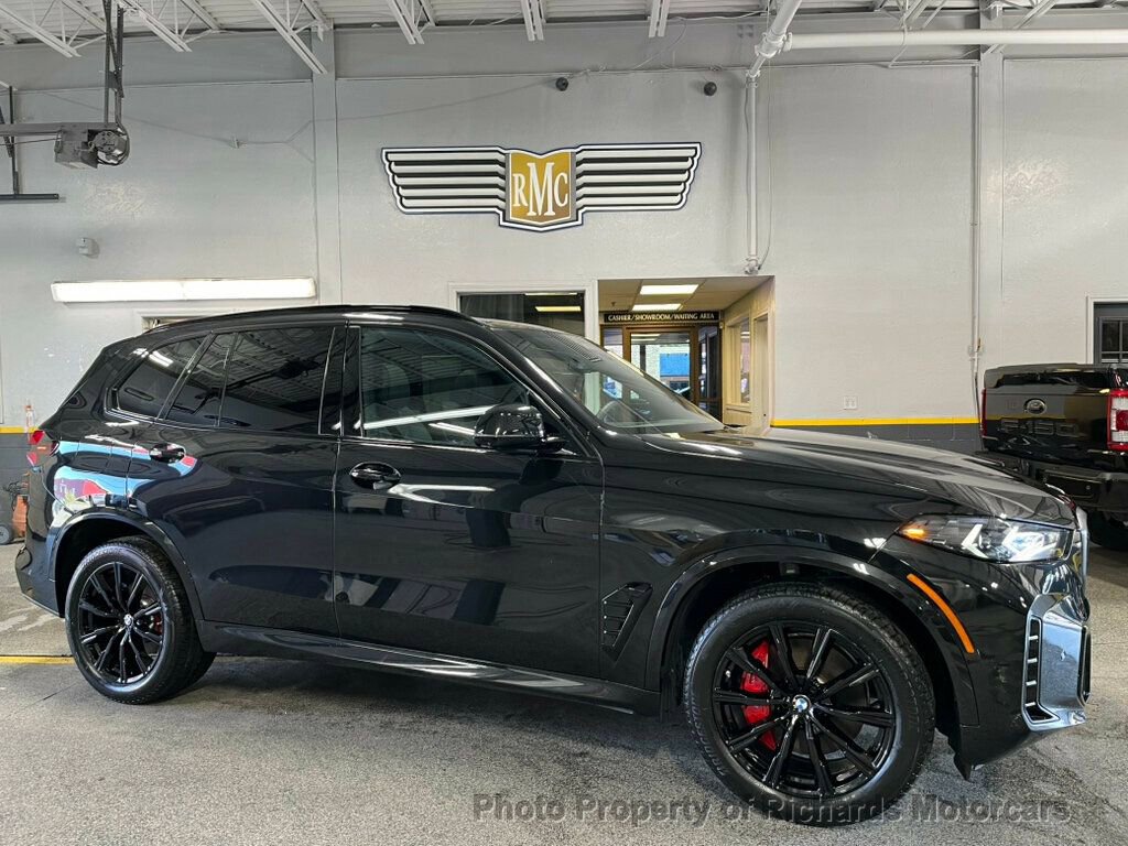 Used 2025 BMW X5 xDrive40i image 1