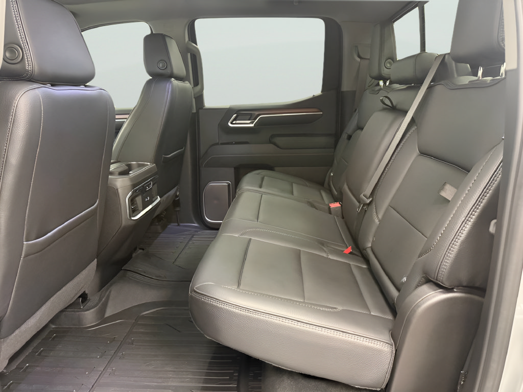 Used 2025 GMC Sierra 1500 Denali AWD/4WD image 13