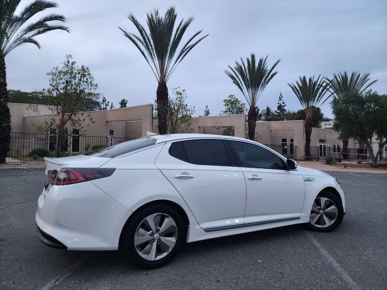 Used 2014 Kia Optima EX FWD image 8