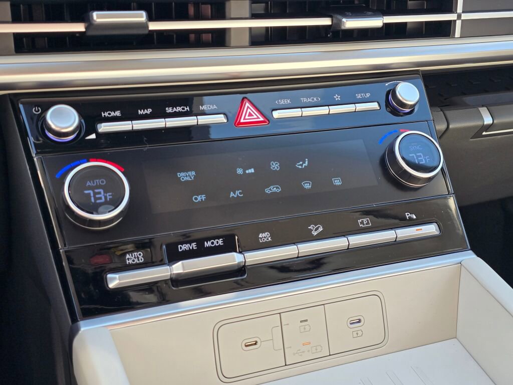 New 2026 Hyundai Santa Fe SE image 28