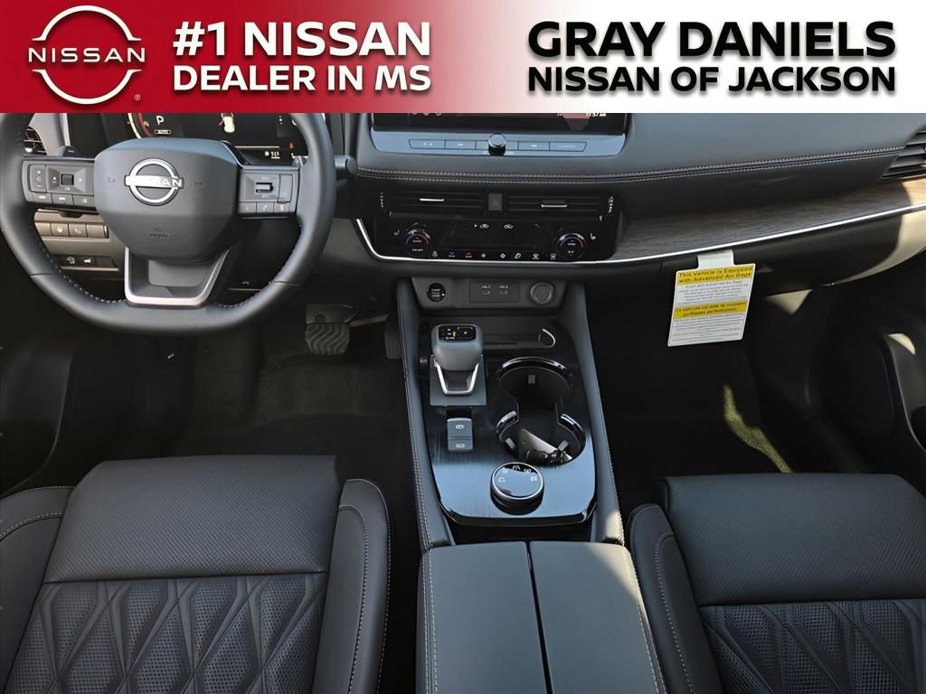 New 2026 Nissan Rogue Platinum w/ Platinum Premium Package image 5