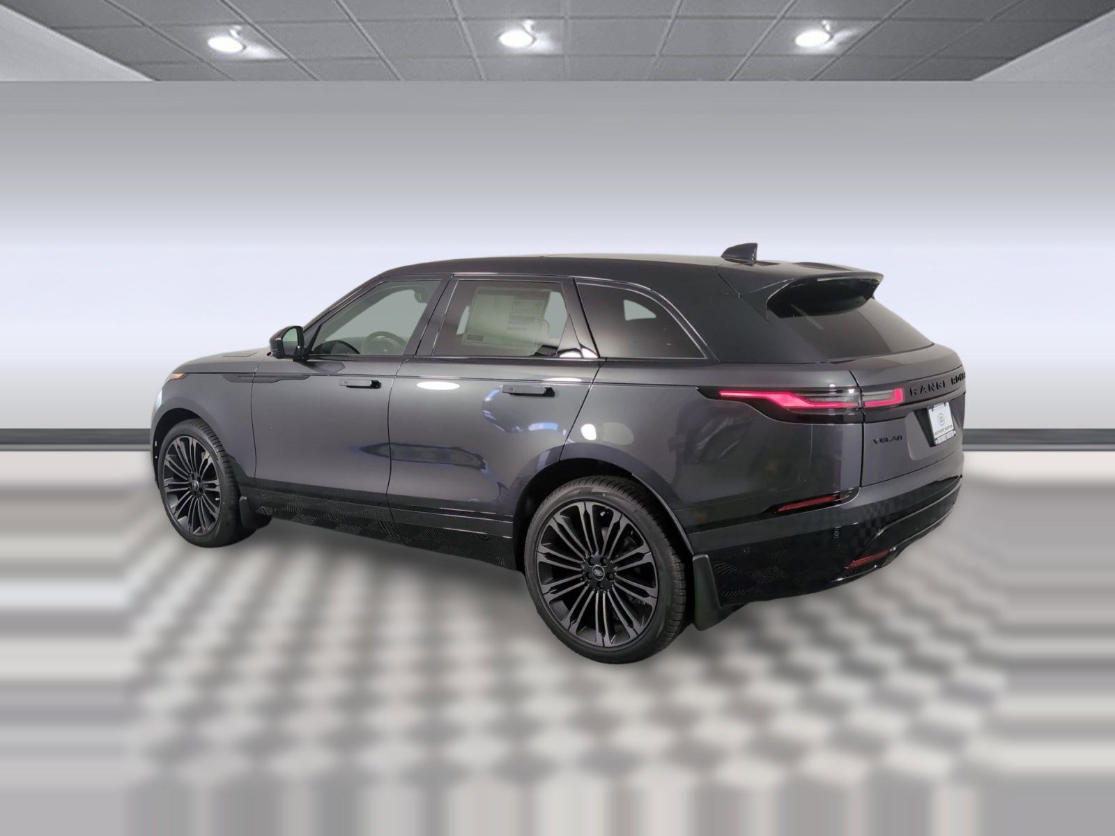Used 2026 Land Rover Range Rover Velar Dynamic SE image 3